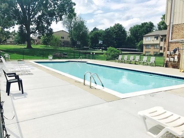 30042 Twelve Mile Road Farmington, MI 48334 - Photo 18 of 18