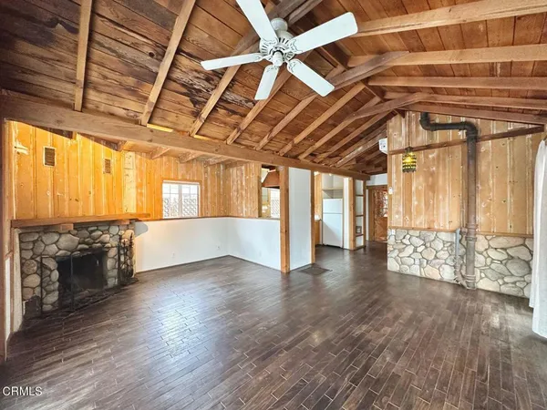 $2,700 | 241 Cahuenga Drive, Oxnard, CA 93035