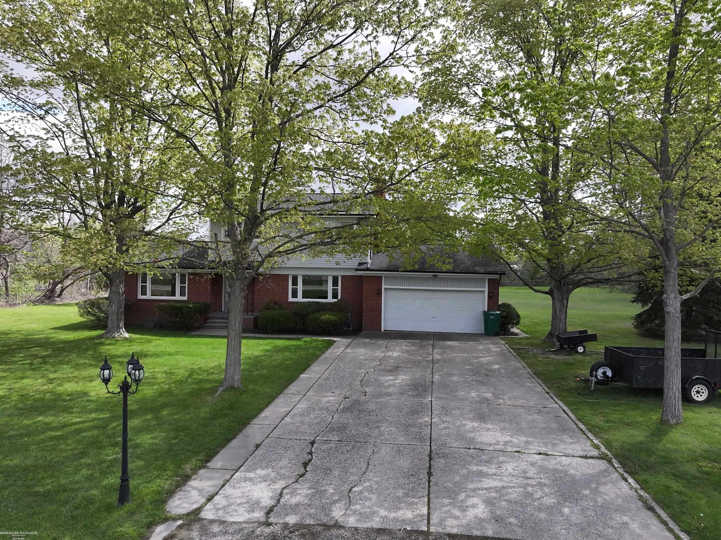 46700 Tilch Road Macomb, MI 48044 - Photo 2 of 32