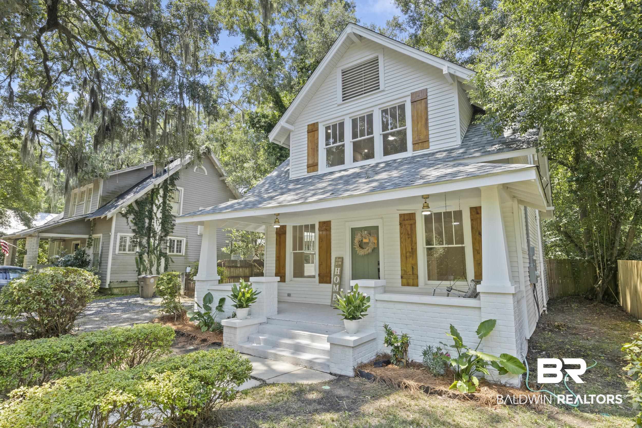 315 Park Avenue Mobile, AL 36607 - Photo 4 of 27 View of front of house featuring covered porch