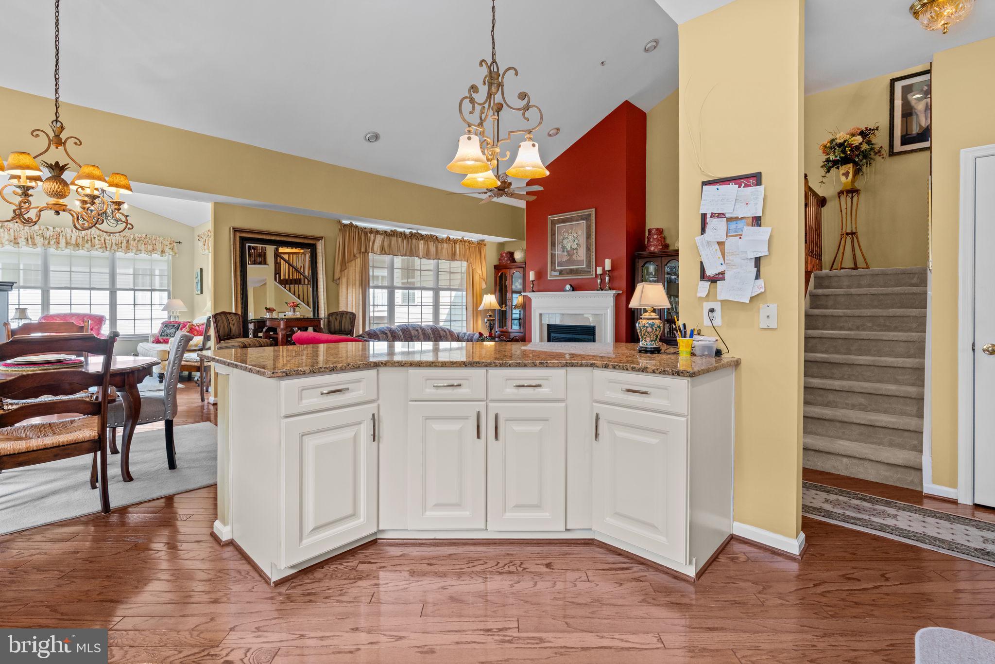 945 Hamilton Way Warminster, PA 18974 - Photo 12 of 32 Kitchen