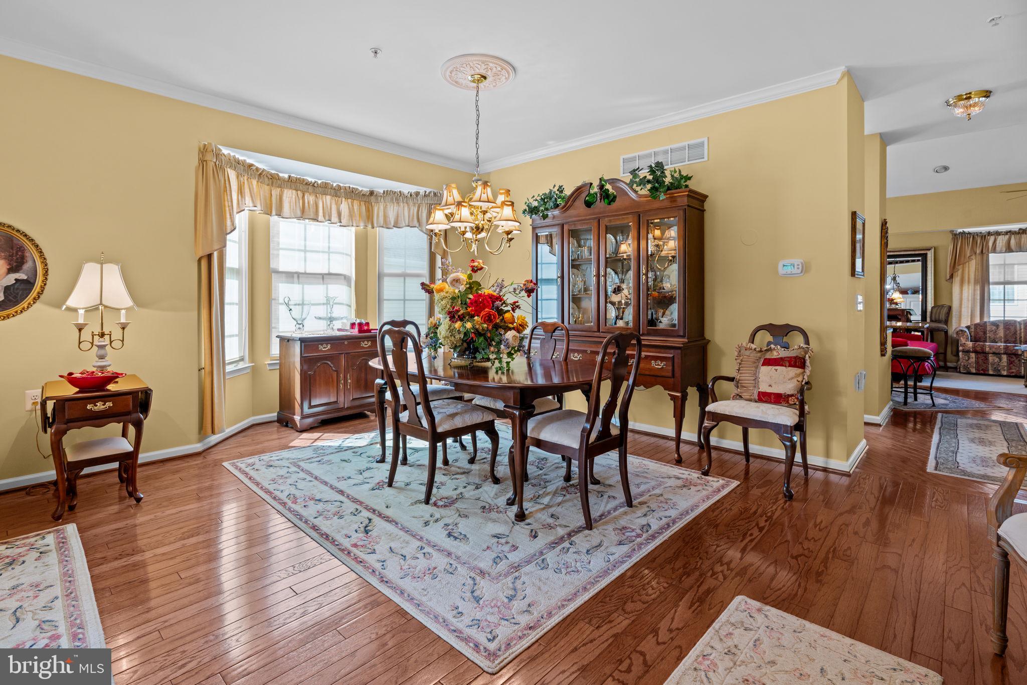 945 Hamilton Way Warminster, PA 18974 - Photo 9 of 32 Dining Room