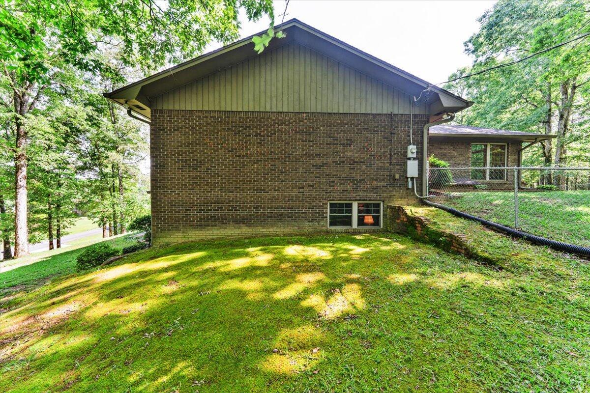 1686 Buttermilk Road Cordova, AL 35550 - Photo 8 of 48 Side View