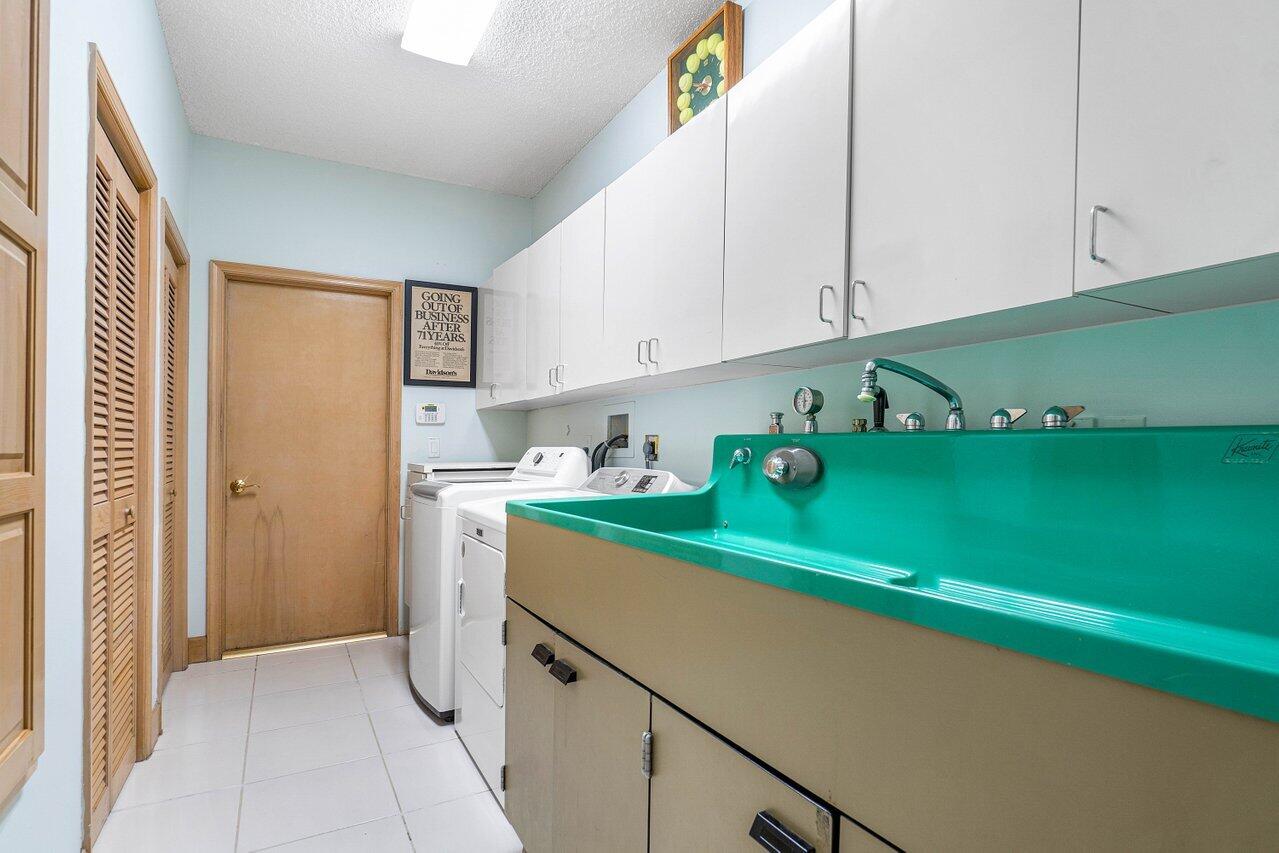 2269 Northwest 58th Street Boca Raton, FL 33496 - Photo 24 of 33 025-2269Northwest58thStreet-BocaRaton-FL