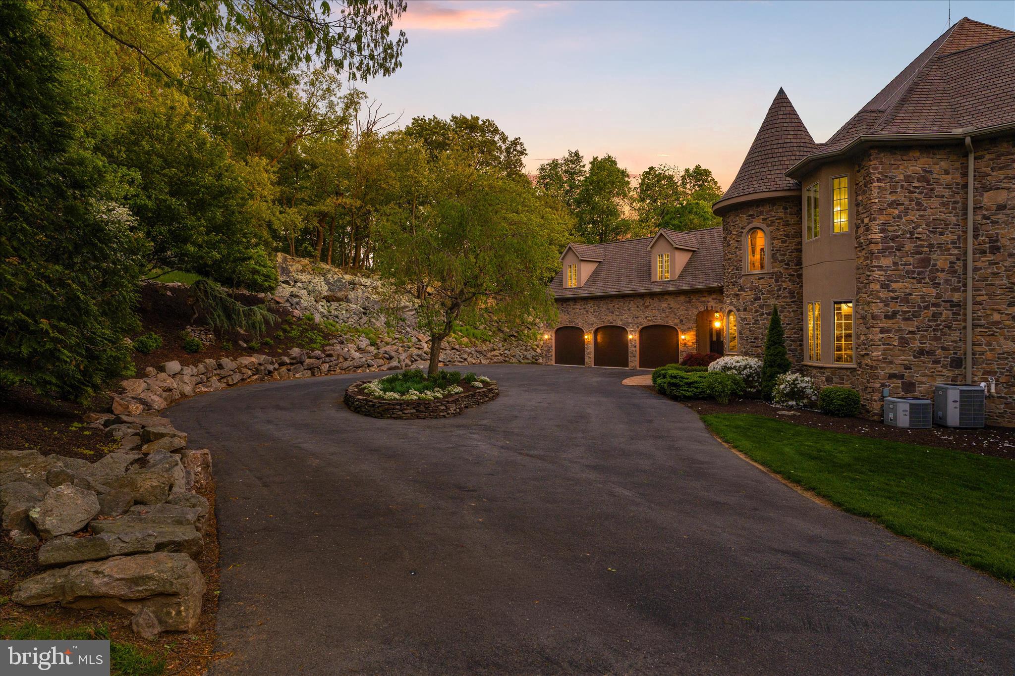 12565 Stone Crest Circle Waynesboro, PA 17268 - Photo 140 of 145 Circular drive