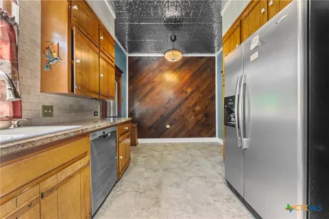 $250,000 | 9 South Milam Street, Rogers, TX 76569