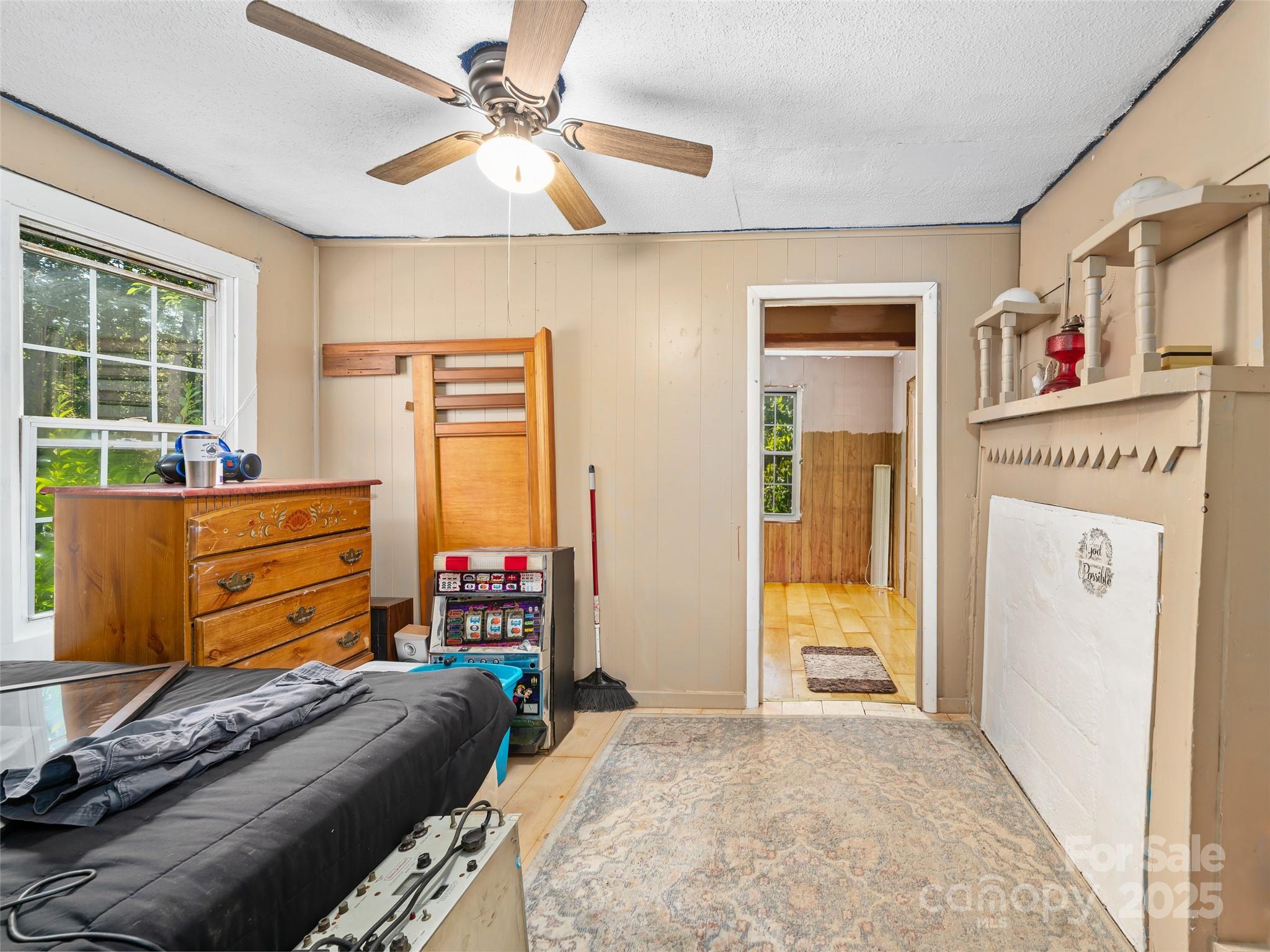 353 Perkins Road Bakersville, NC 28705 - Photo 42 of 48 Gallery Image 42