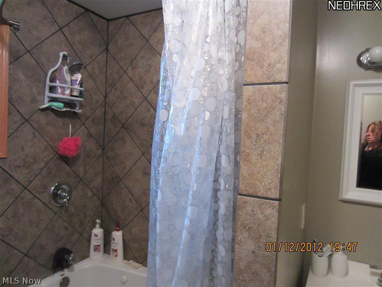 3325 Oser Road Norton, OH 44203 - Photo 10 of 18 Gallery Image 10