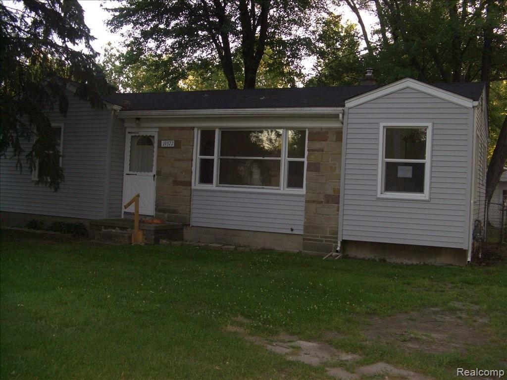 19377 Inkster Road Livonia, MI 48152 - Photo 1 of 7 CIMG2589