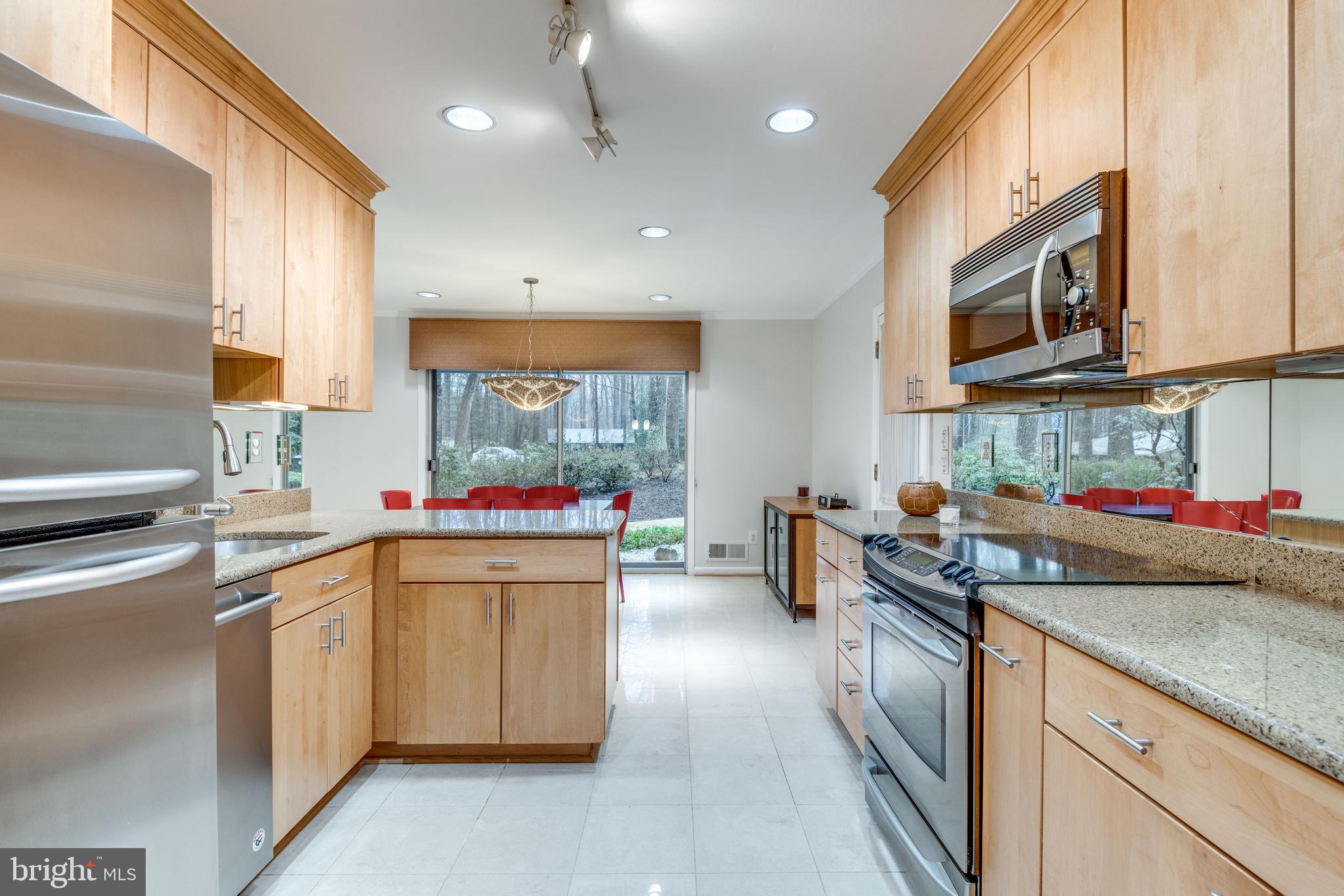 2506 Pegasus Lane Reston, VA 20191 - Photo 14 of 51