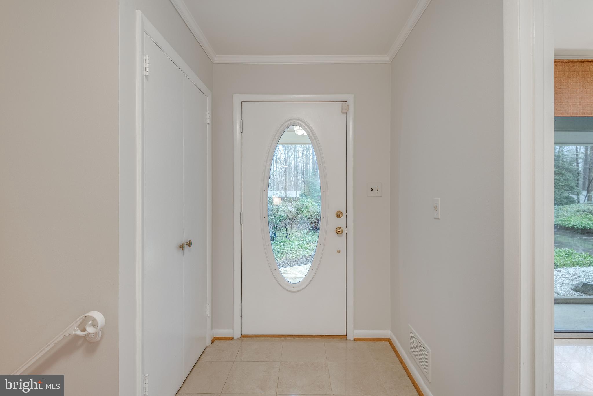 2506 Pegasus Lane Reston, VA 20191 - Photo 5 of 51