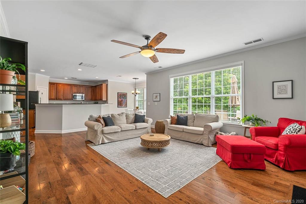 727 Fresia Drive Tega Cay, SC 29708 - Photo 14 of 44 Gallery Image 14