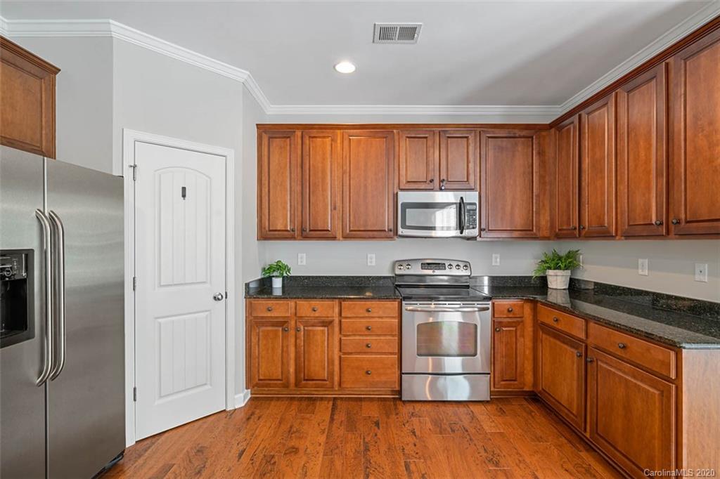 727 Fresia Drive Tega Cay, SC 29708 - Photo 7 of 44 Gallery Image 7