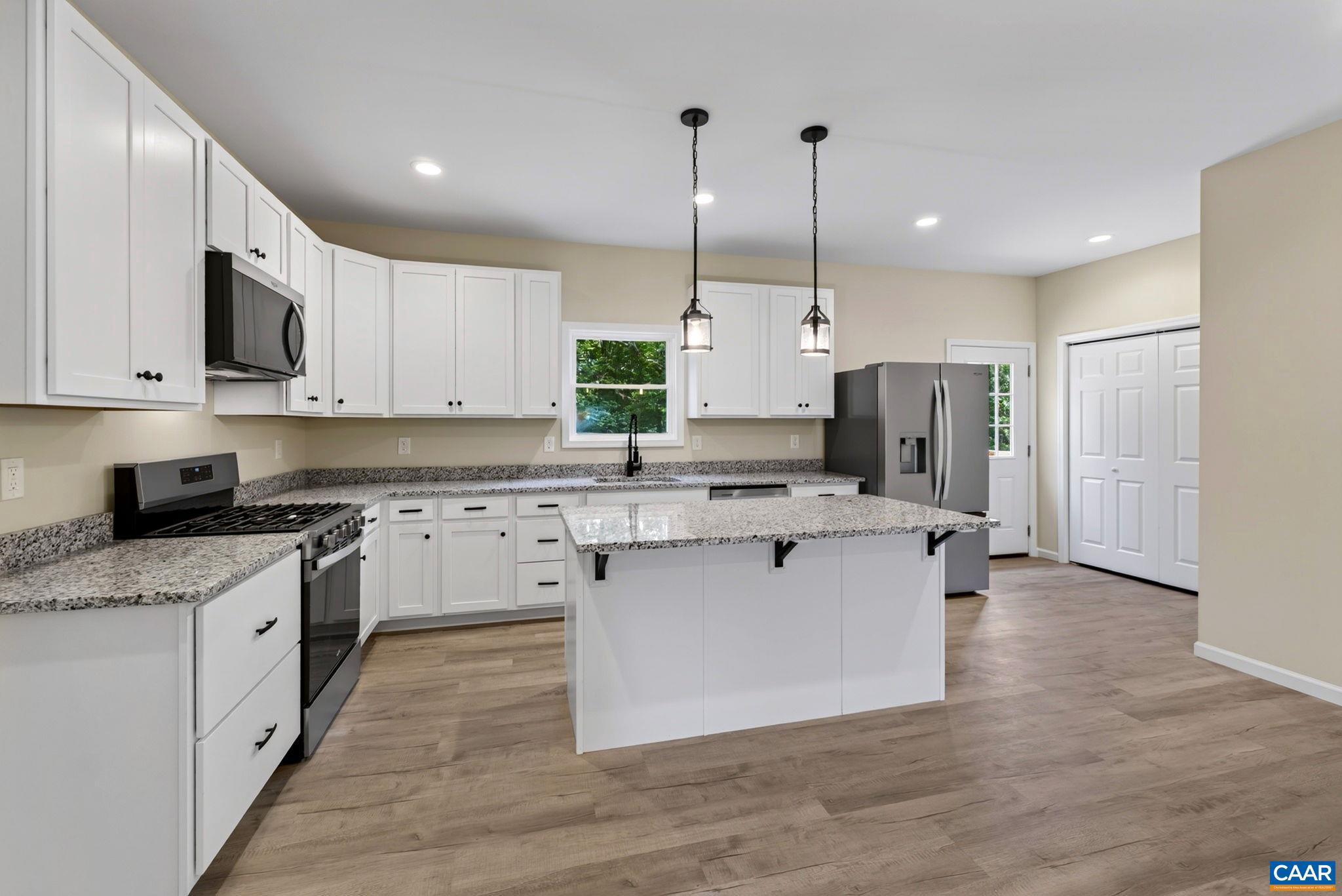 623 Poplar Spring Road Scottsville, VA 24590 - Photo 4 of 24 Gallery Image 4