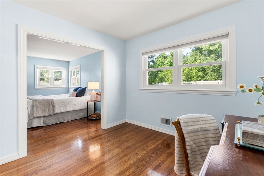 173 Florence Road Lowell, MA 01851 - Photo 24 of 42