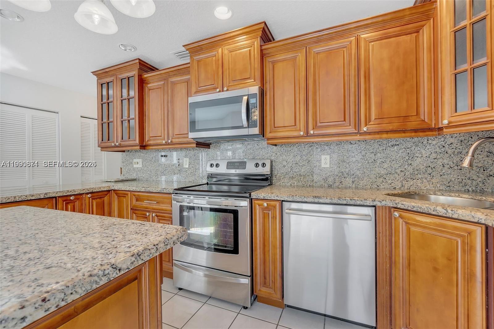 11318 Rhapsody Road, Unit 11318 Cooper City, FL 33026 - Photo 15 of 34