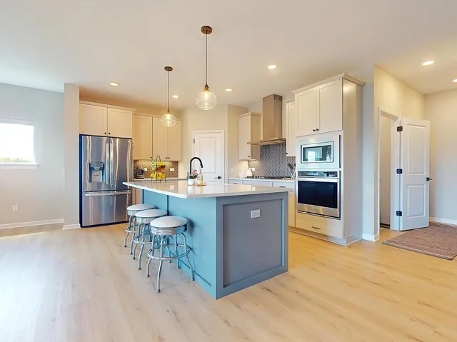 $649,999 | 15613 116th Avenue North, Dayton, MN 55369