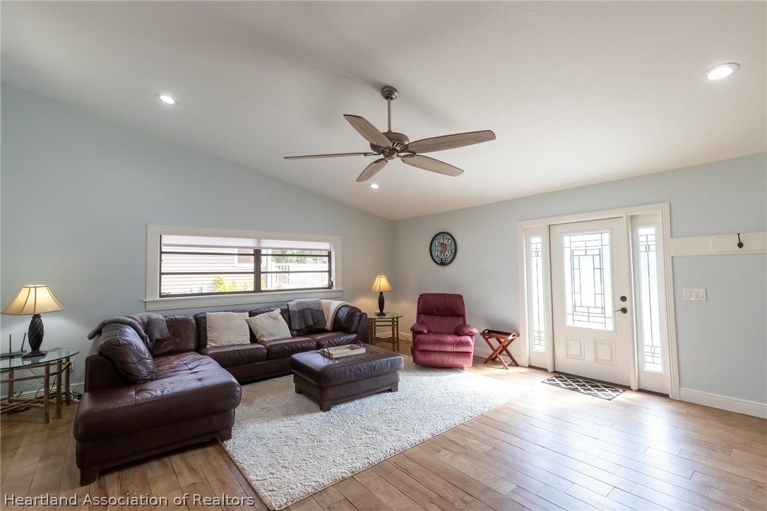 102 Squirrel Point Lorida, FL 33857 - Photo 10 of 47