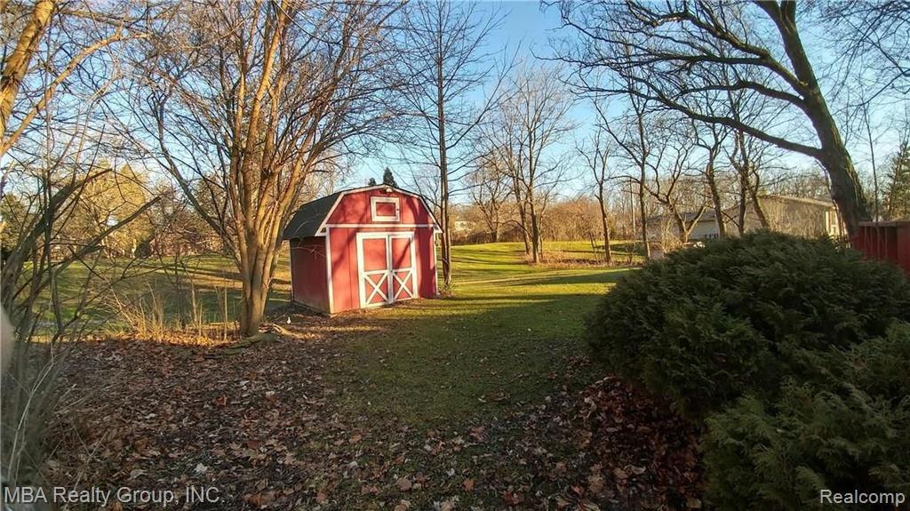 22271 West River Road Grosse Ile, MI 48138 - Photo 35 of 41