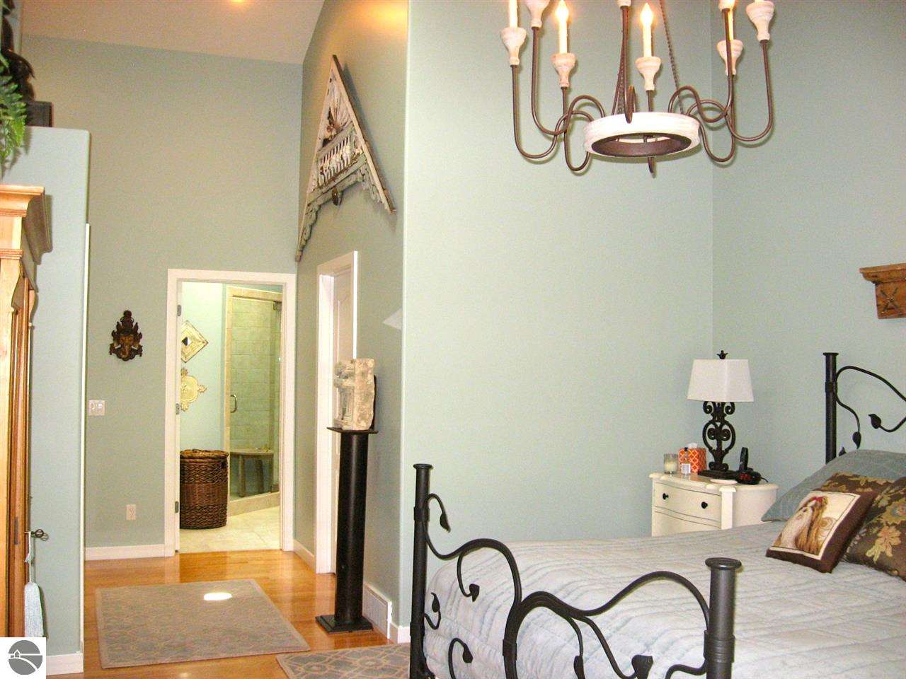 203 Red Fox Ridge Traverse City, MI 49686 - Photo 15 of 44 1775315-14.JPG