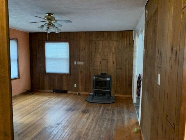 1913 East Bertrand Road Niles, MI 49120 - Photo 4 of 14 IMG_3230