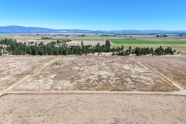 a view of an ocean and beach
