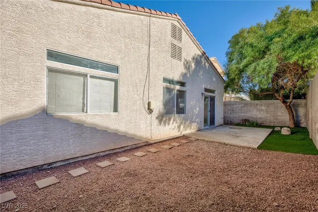 $1,850 | 109 La Suena Court, Henderson, NV 89012
