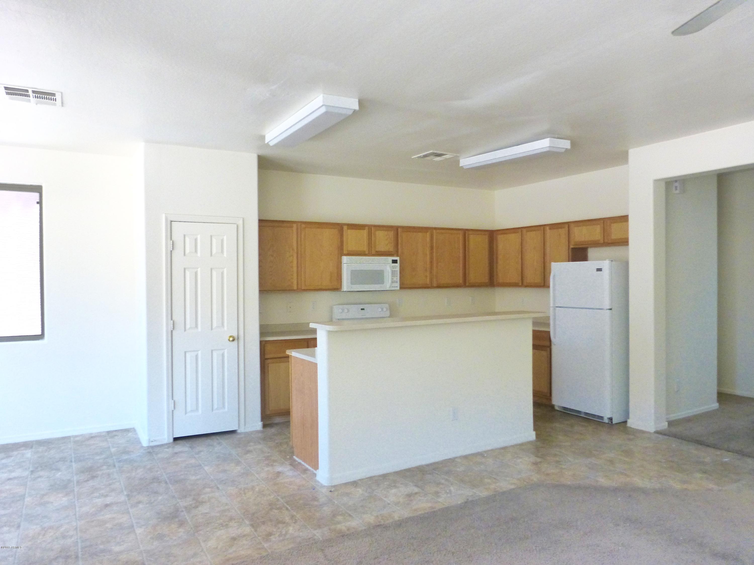 9344 West Cordes Road Tolleson, AZ 85353 - Photo 2 of 12 kitchen