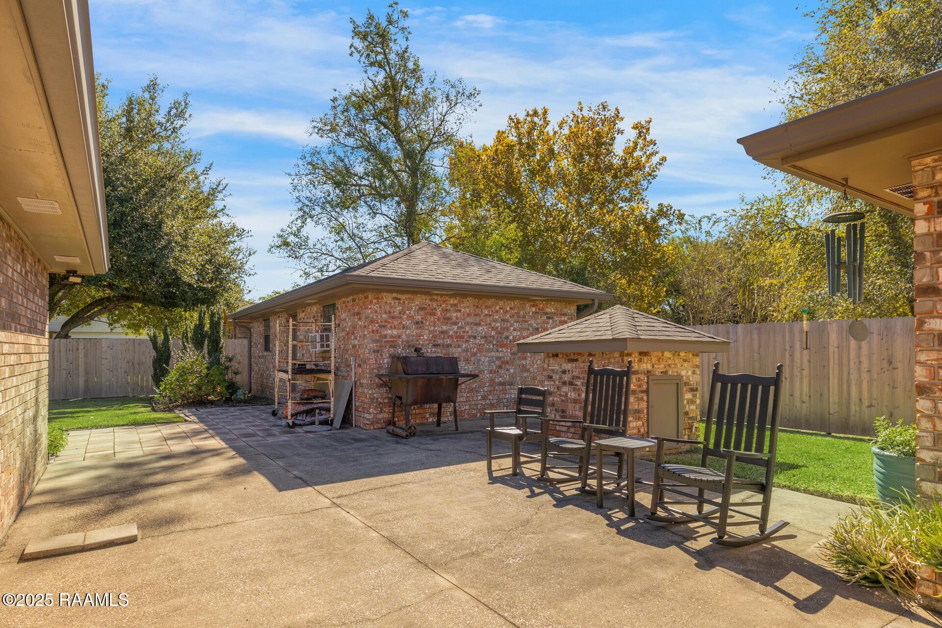 106 Parsonage Lane Lafayette, LA 70503 - Photo 26 of 31 106 Parsonage Ln-26
