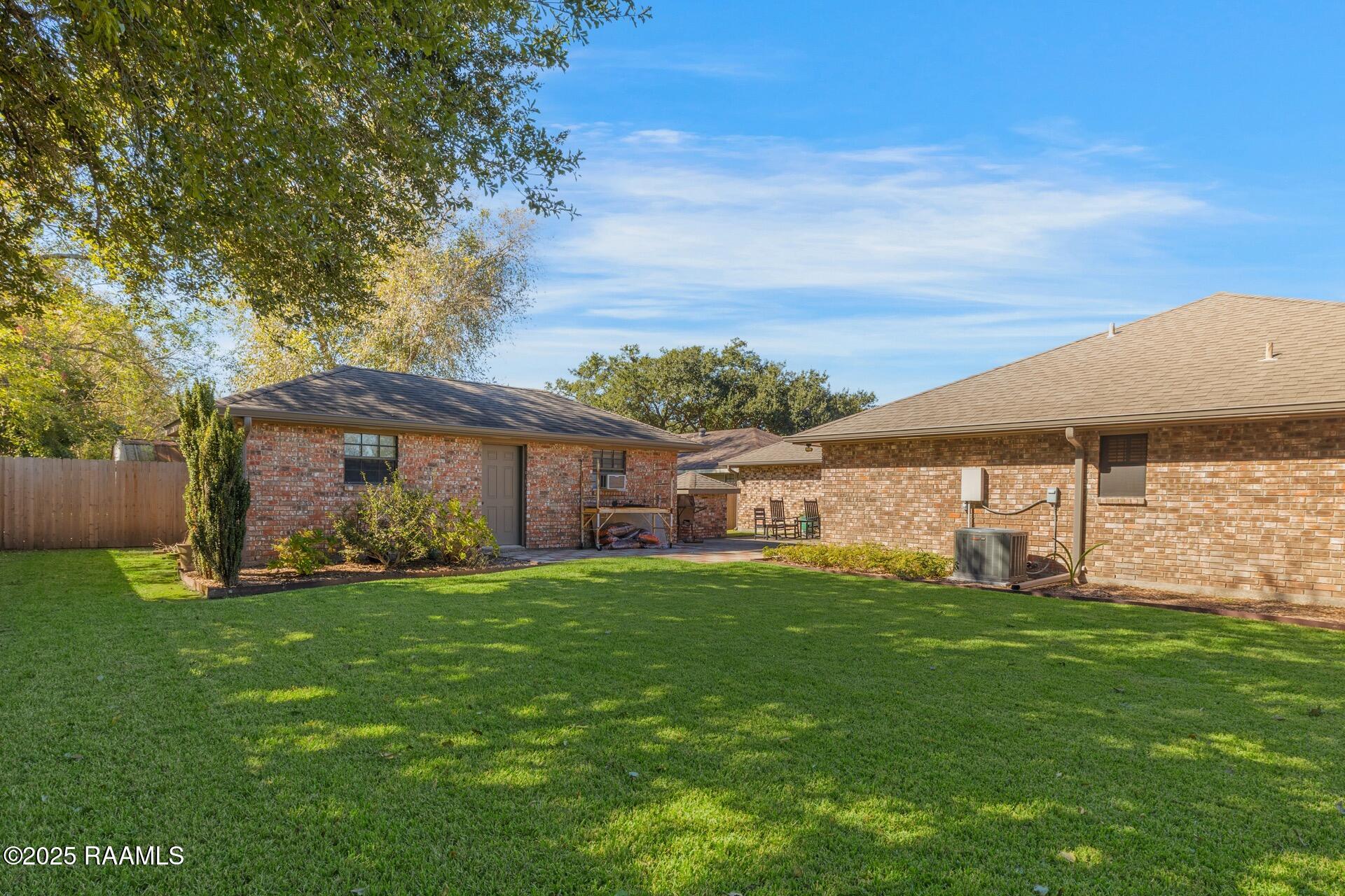 106 Parsonage Lane Lafayette, LA 70503 - Photo 30 of 31 106 Parsonage Ln-30