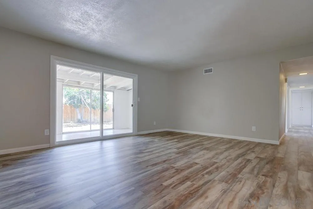 620 Concepcion Avenue Spring Valley, CA 91977 - Photo 5 of 25 Gallery Image 5