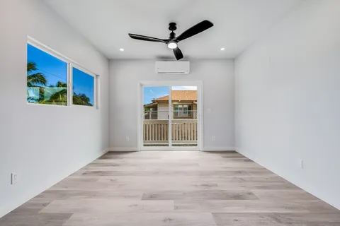 $995,000 | 130 Kuhuoi Street, Kahului, HI 96732