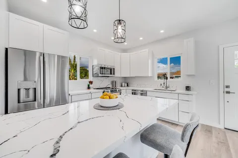 $995,000 | 130 Kuhuoi Street, Kahului, HI 96732