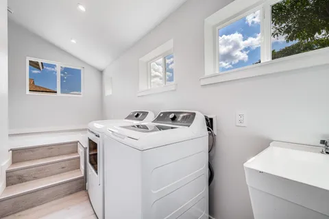 $995,000 | 130 Kuhuoi Street, Kahului, HI 96732