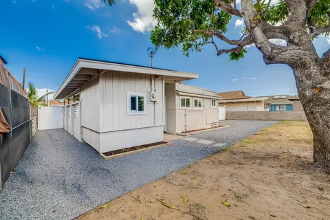 $995,000 | 130 Kuhuoi Street, Kahului, HI 96732
