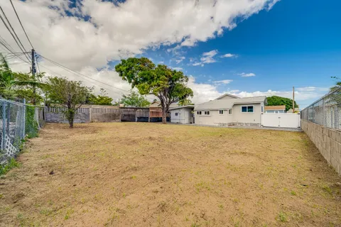 $995,000 | 130 Kuhuoi Street, Kahului, HI 96732