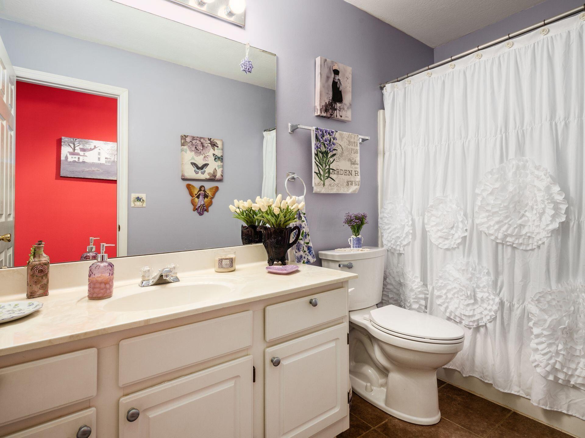 3046 Ravine Pointe Drive Columbus, OH 43231 - Photo 11 of 17 011__N 3046 Ravine Pointe 050