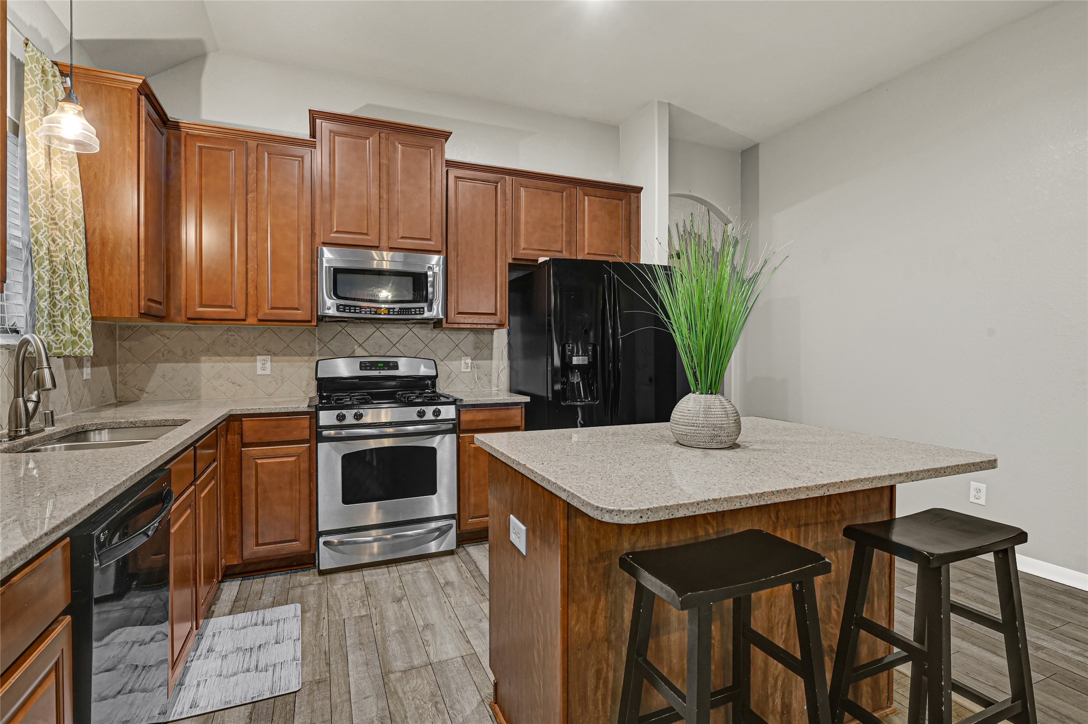 12 Blisten Spring Lane Manvel, TX 77578 - Photo 7 of 29