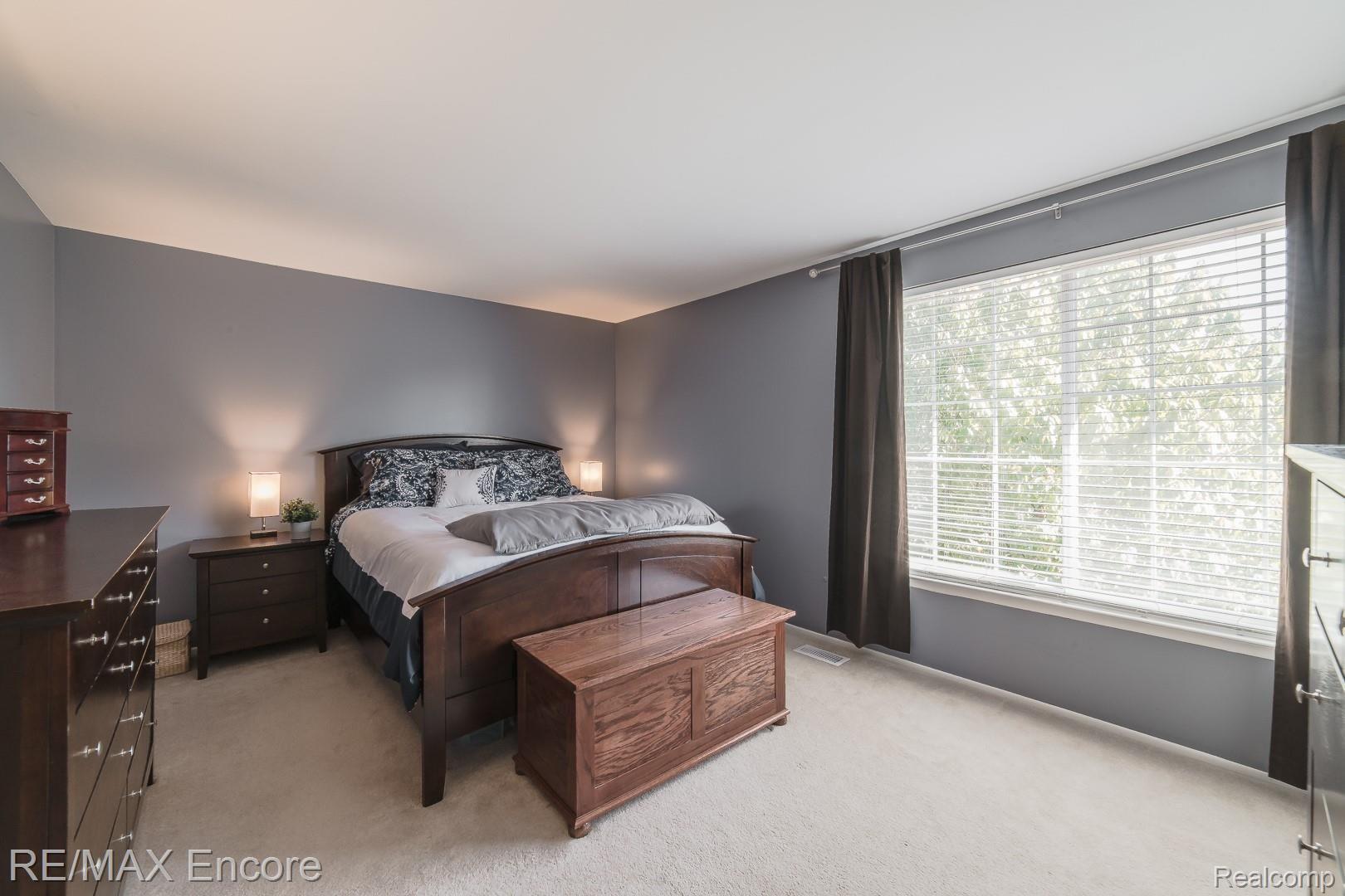 2025 Avonstoke Road Rochester, MI 48307 - Photo 21 of 47 2025 Avonstroke-19.jpg
