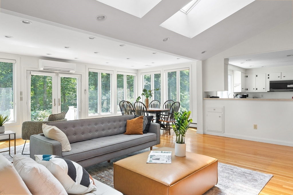 9 Tophet Road Lynnfield, MA 01940 - Photo 12 of 41