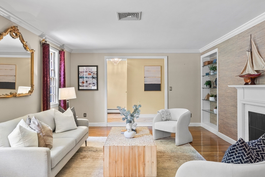 9 Tophet Road Lynnfield, MA 01940 - Photo 5 of 41