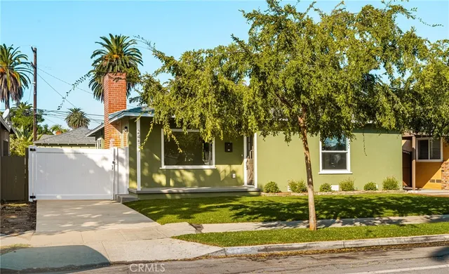 $899,000 | 2451 Daisy Avenue, Long Beach, CA 90806
