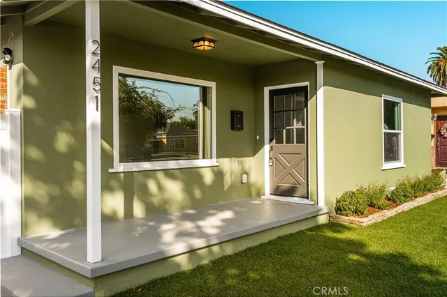 $899,000 | 2451 Daisy Avenue, Long Beach, CA 90806
