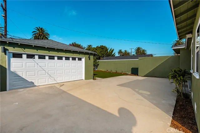 $899,000 | 2451 Daisy Avenue, Long Beach, CA 90806