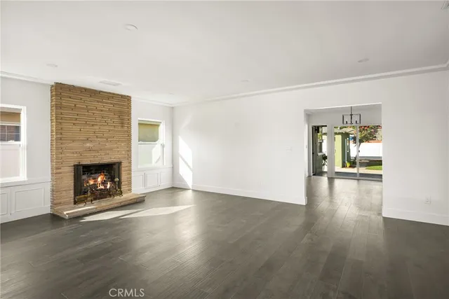 $899,000 | 2451 Daisy Avenue, Long Beach, CA 90806