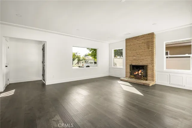 $899,000 | 2451 Daisy Avenue, Long Beach, CA 90806