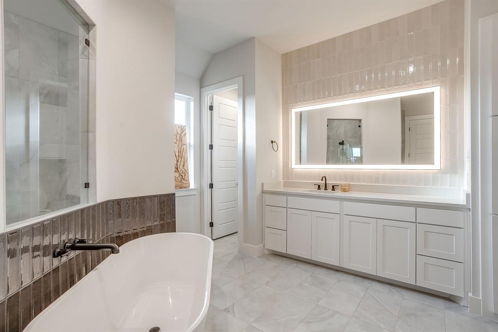 408 Mah Cheta Aledo, TX 76008 - Photo 22 of 33