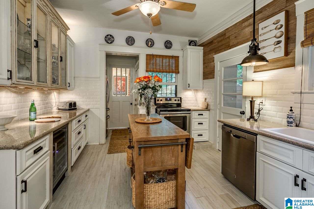 3401 Altamont Road Birmingham, AL 35213 - Photo 16 of 31