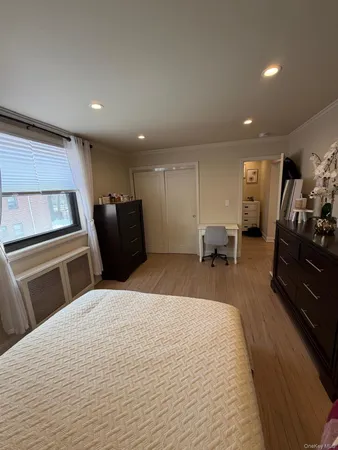 $310,000 | 17-76 166th Street, Unit 4170 | Clearview
