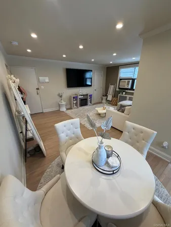 $310,000 | 17-76 166th Street, Unit 4170 | Clearview